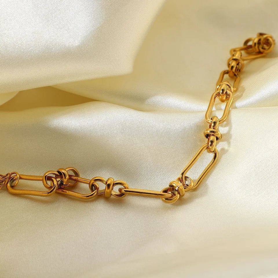 Knot Bracelet